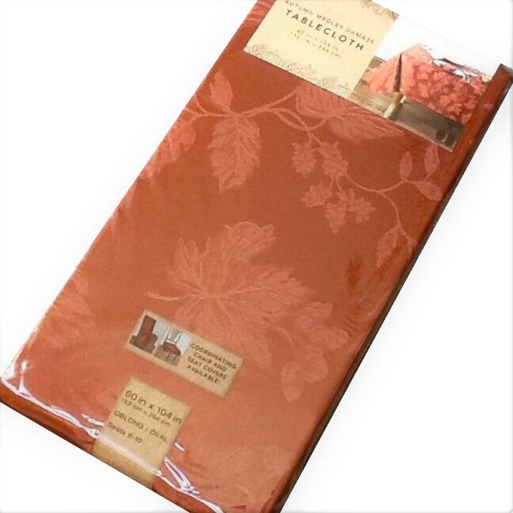 2 SPICE-color Autumn Medley Damask 60x104 inch Tablecloths (each seats 8 to 10) - Picture 6 of 12